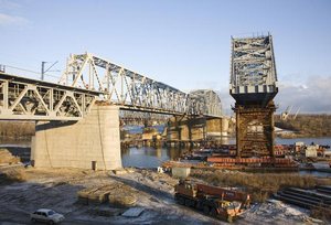 Реконструкция моста через реку Дон
