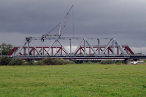 Строительство моста через реку Нерль