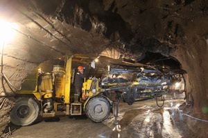 Реконструкция технологической штольни Рокского тоннеля