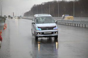 На трассе М-60 открылось движение по 500-метровой эстакаде на въезде во Владивосток