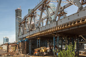 Подготовка к надвижке пролетного строения Дорогомиловского моста
