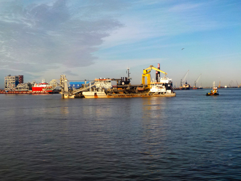 Дноуглубительные работы в морском порту Сабетта завершены