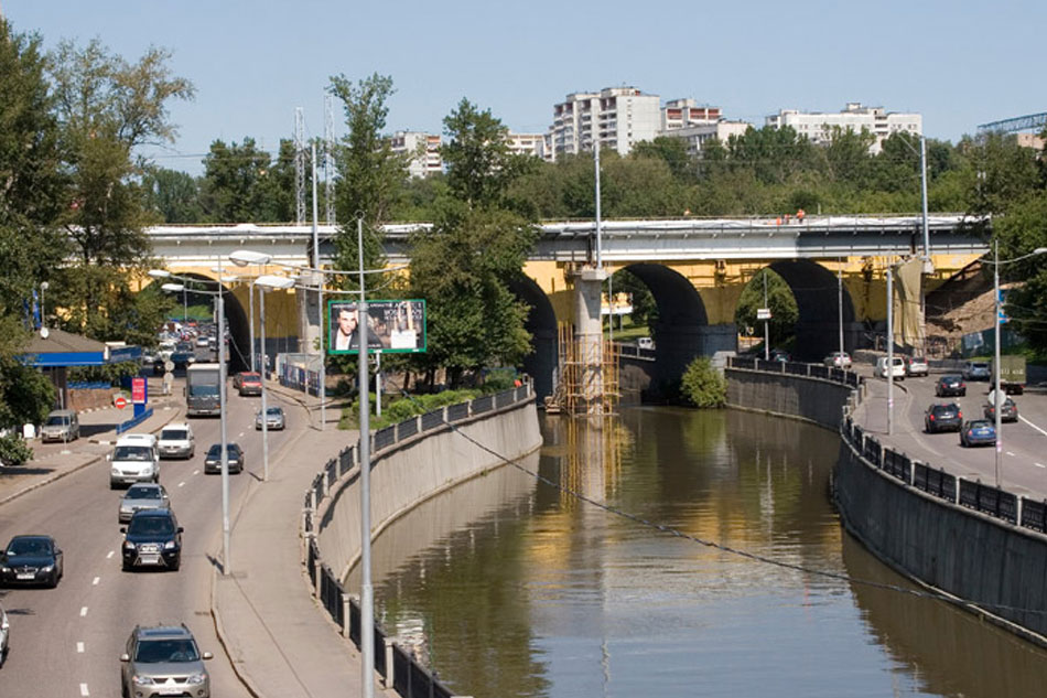Мост через р. Яузу