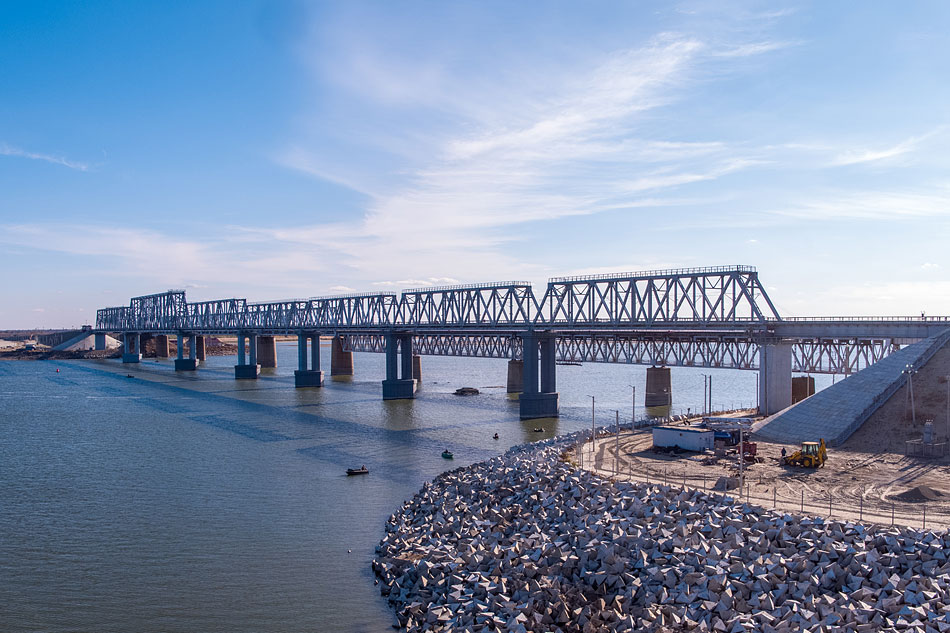 Железнодорожный мост через реку Дон прошел испытания нагрузкой